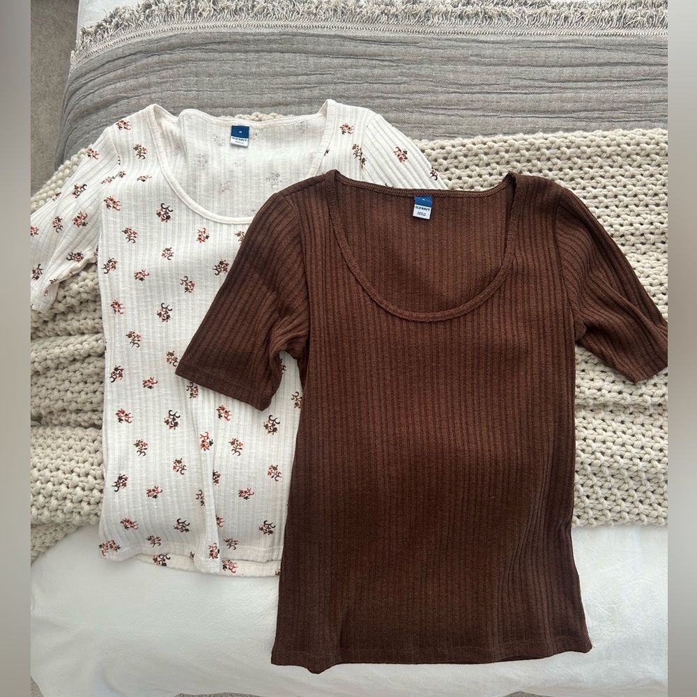 Old Navy Women’s Ribbed Tees